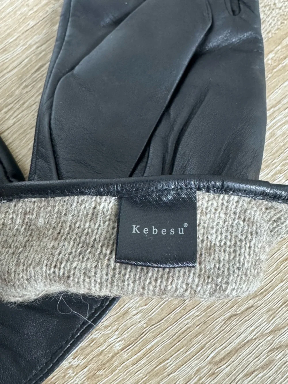 Kebesu Women M Black Sheepskin Leather Cashmere Lined Driving Gloves